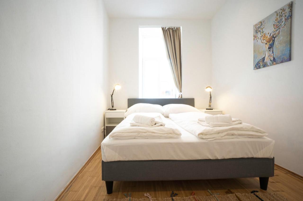 Chic Newly-Renovated Apartment Steps From Subway In Vienna'S Hernals District Dış mekan fotoğraf