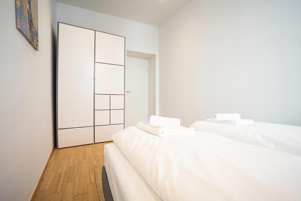 Chic Newly-Renovated Apartment Steps From Subway In Vienna'S Hernals District Dış mekan fotoğraf