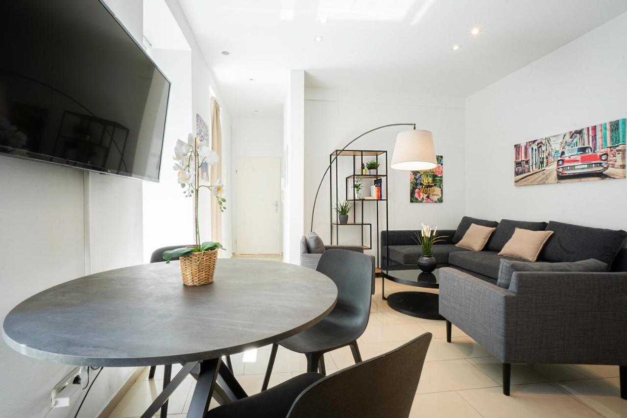 Chic Newly-Renovated Apartment Steps From Subway In Vienna'S Hernals District Dış mekan fotoğraf